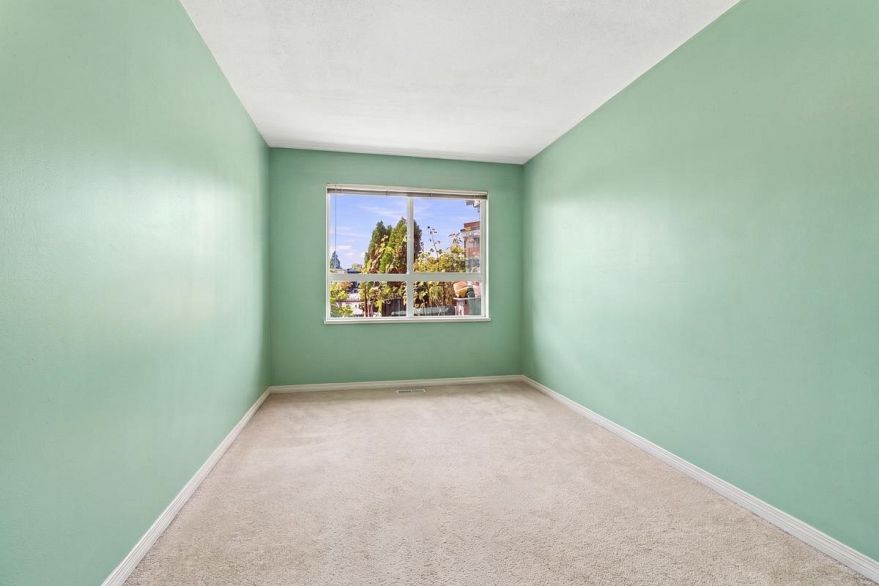 223 760 Kingsway