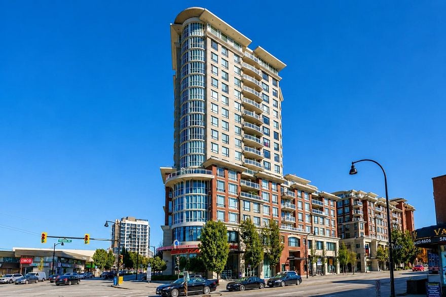 1307 4028 Knight Street