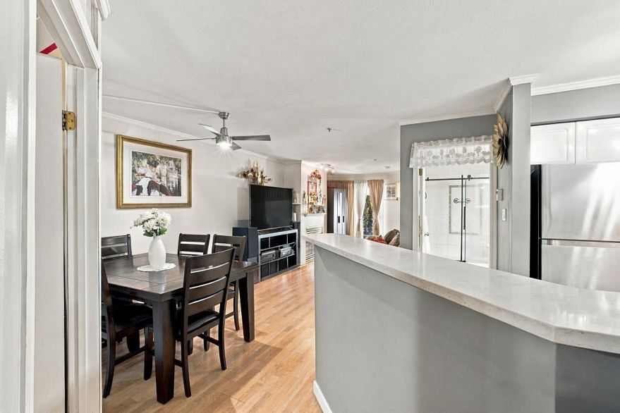 223 760 Kingsway