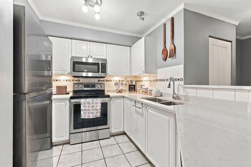 223 760 Kingsway