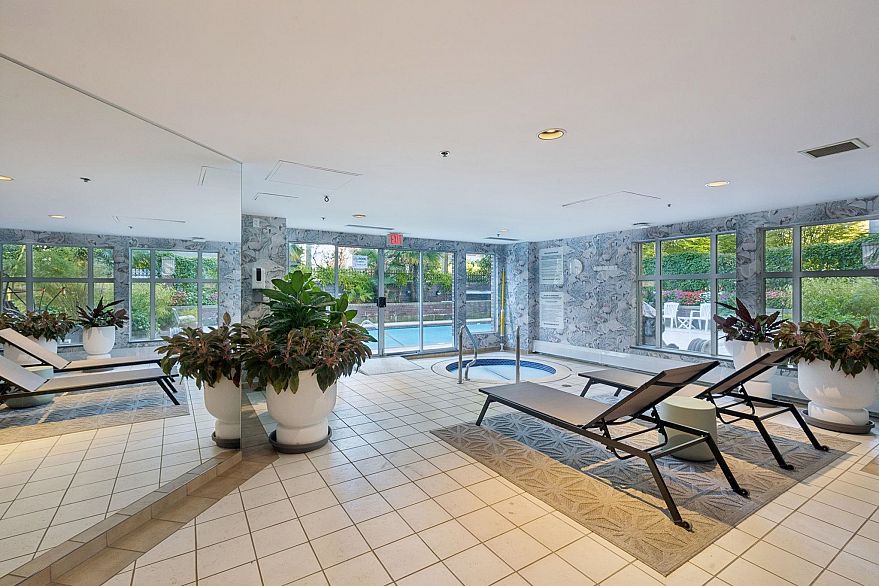 1403 1010 Burnaby Street