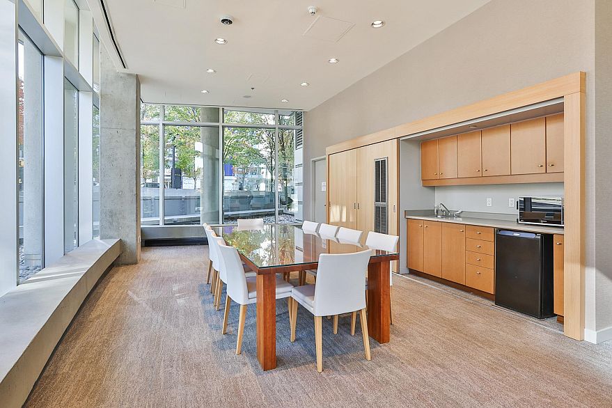 1906 1438 Richards Street