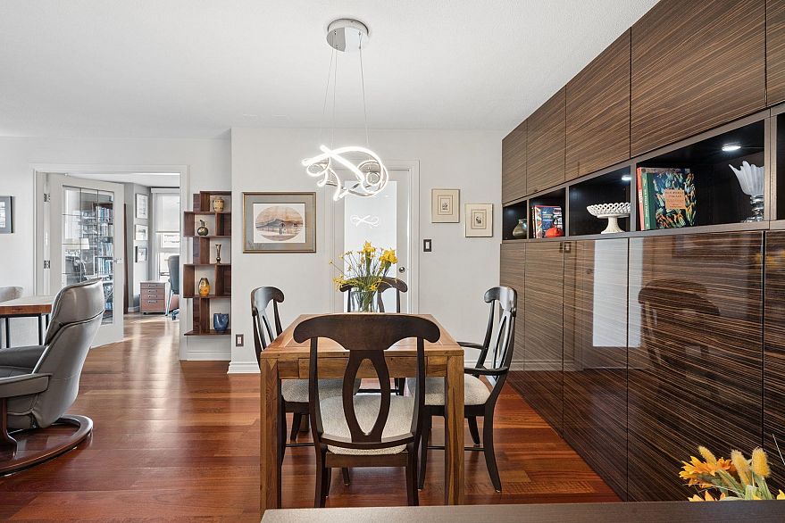 1403 1010 Burnaby Street