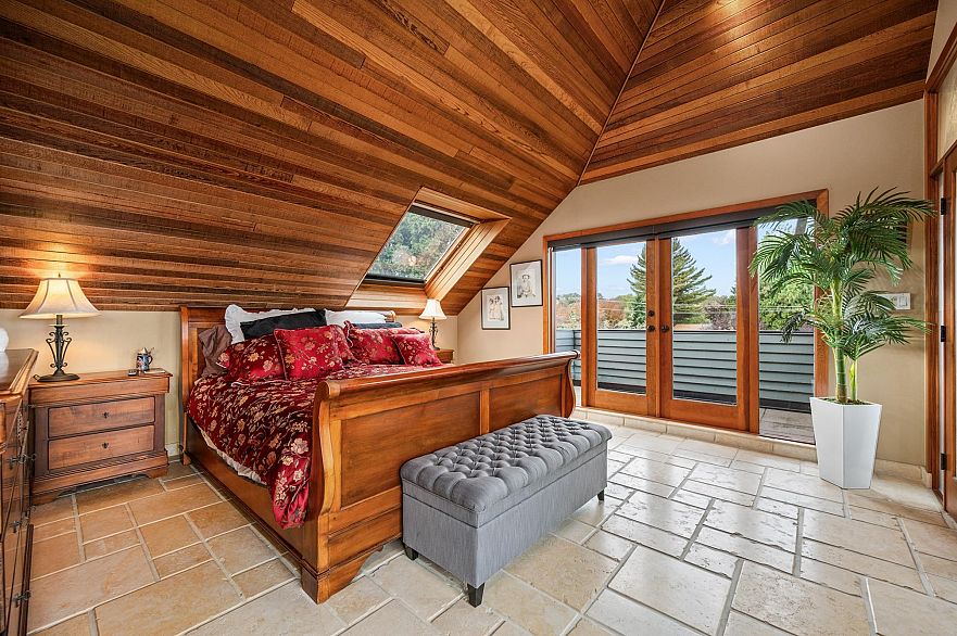 3850 Point Grey Road