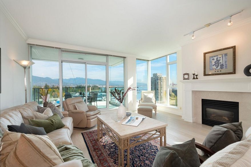 1303 1777 Bayshore Drive