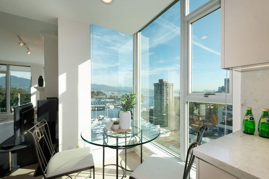 1303 1777 Bayshore Drive