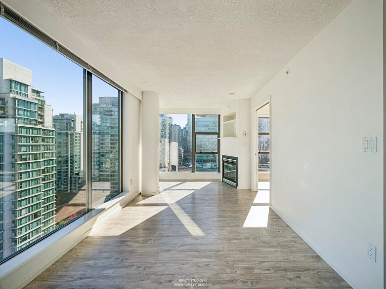 1807 1723 Alberni Street