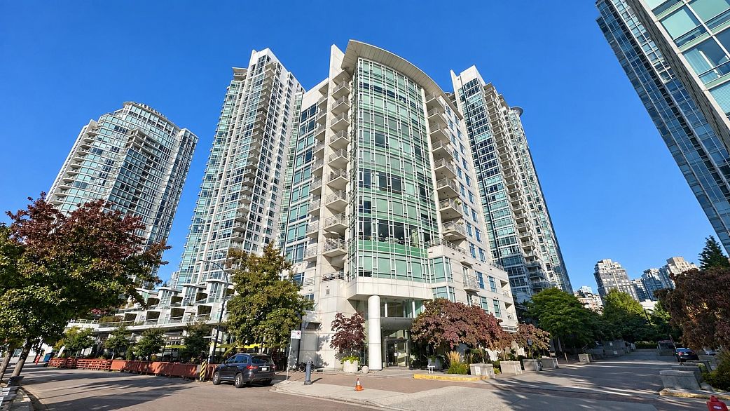 701 1111 Marinaside Crescent