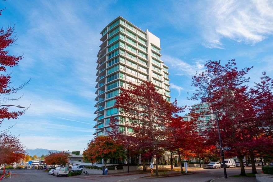 1303 1777 Bayshore Drive