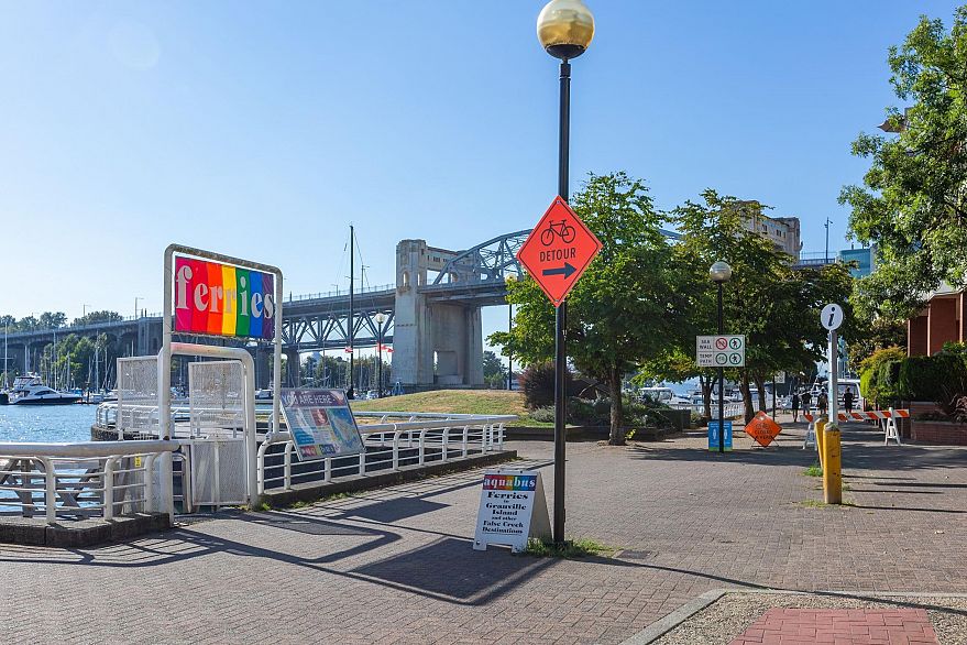 505 1067 Marinaside Crescent