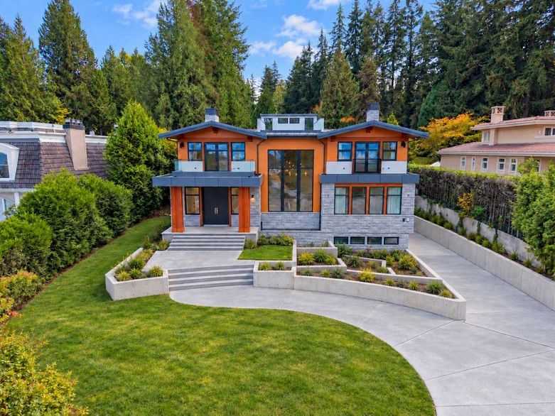 4770 Drummond Drive