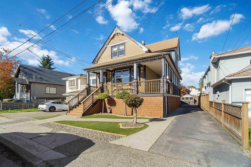97 E King Edward Avenue