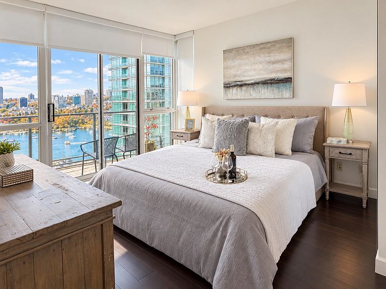 2501 1408 Strathmore Mews