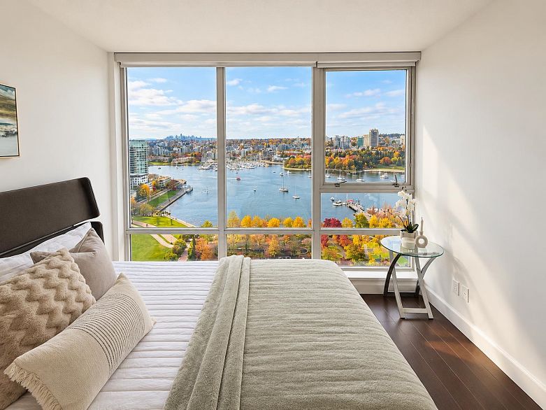 2501 1408 Strathmore Mews