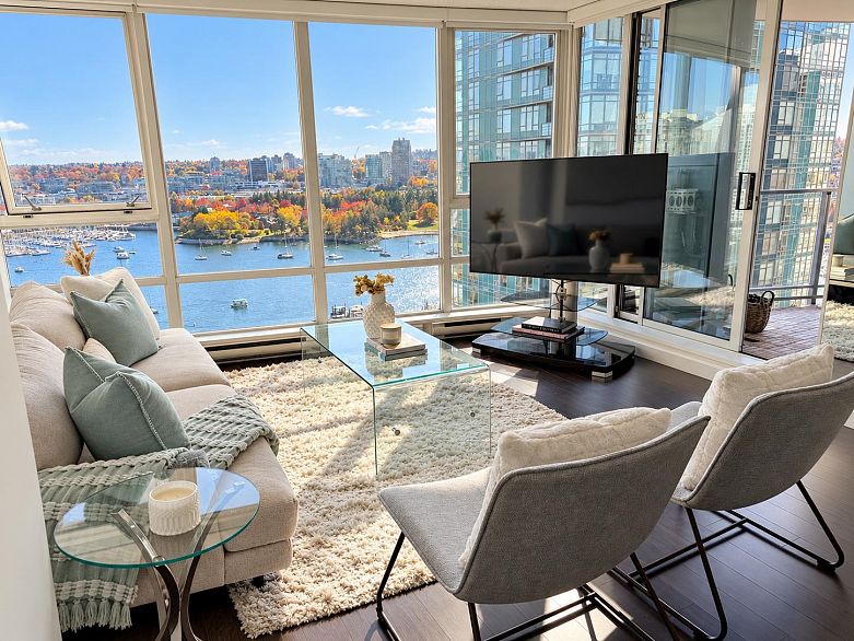 2501 1408 Strathmore Mews