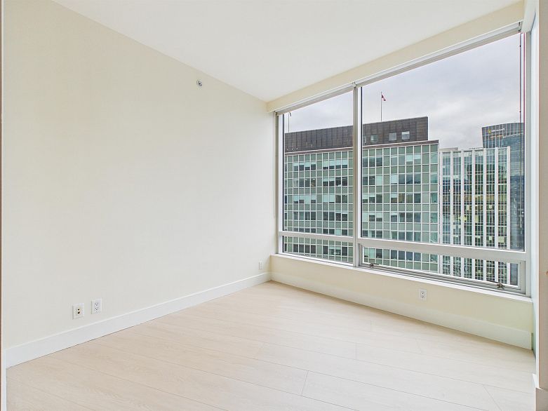 2403 1077 W Cordova Street