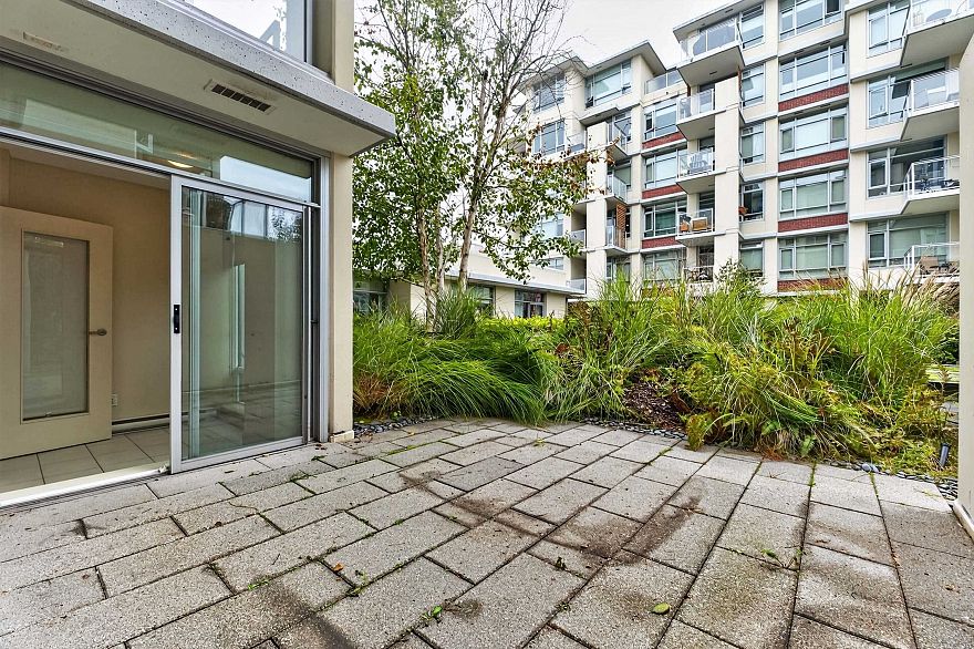 314 2268 W Broadway