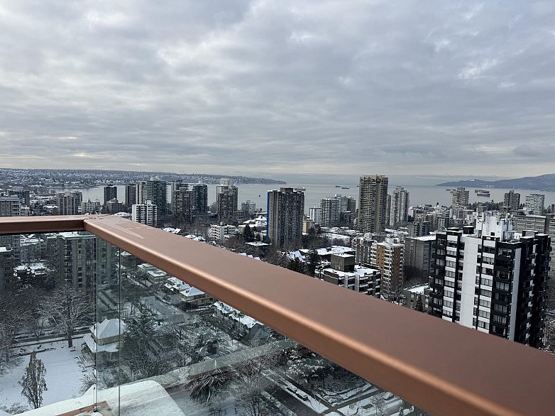 2601 1408 Robson Street