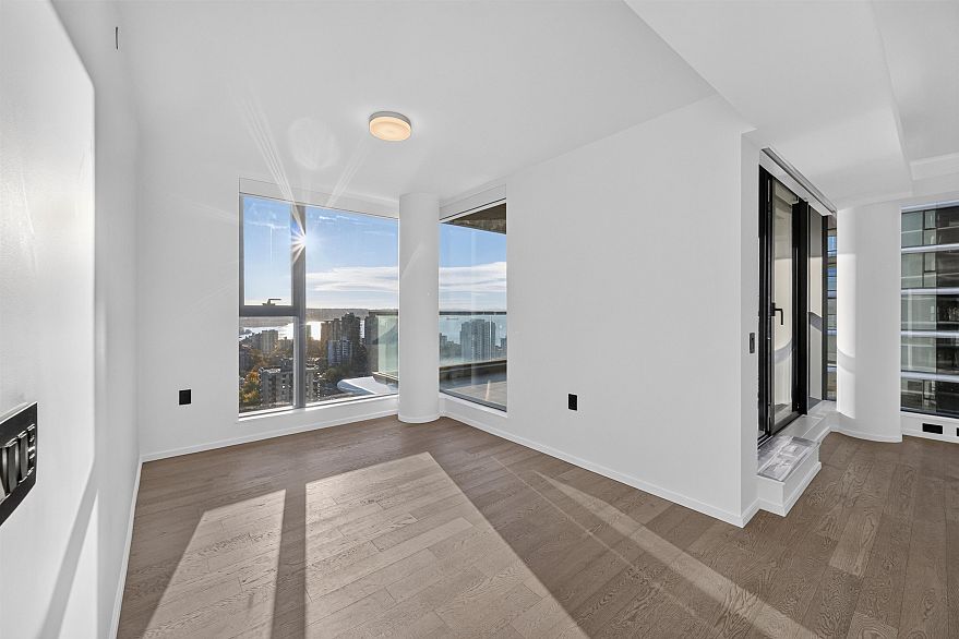 2601 1408 Robson Street