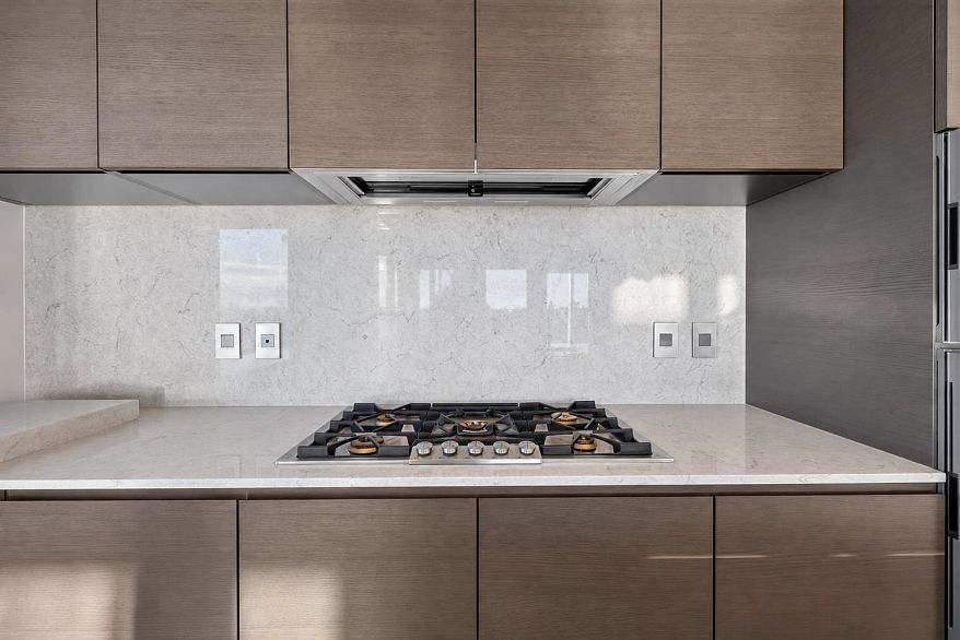 2601 1408 Robson Street