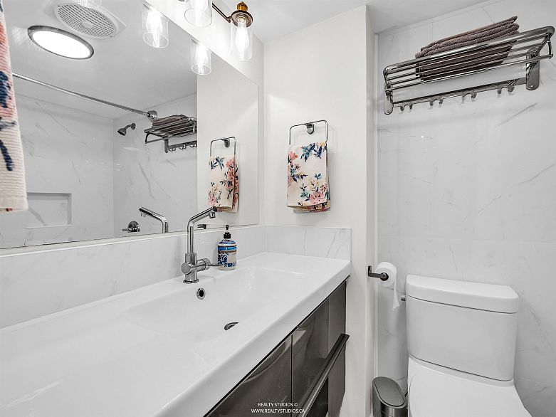501 1250 Burnaby Street