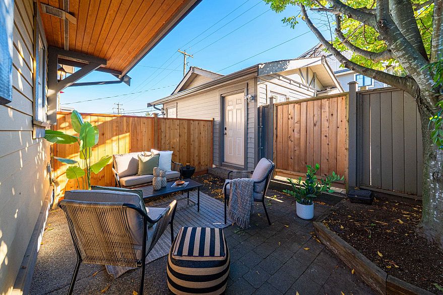 2418 St. Catherines Street