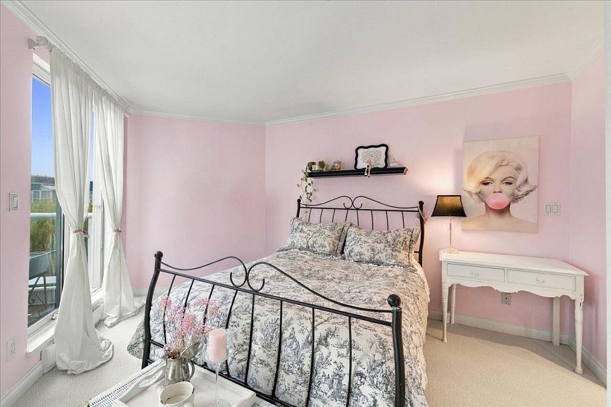 405 1502 Island Park Walk