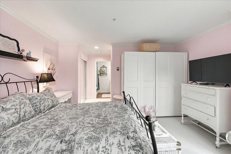 405 1502 Island Park Walk