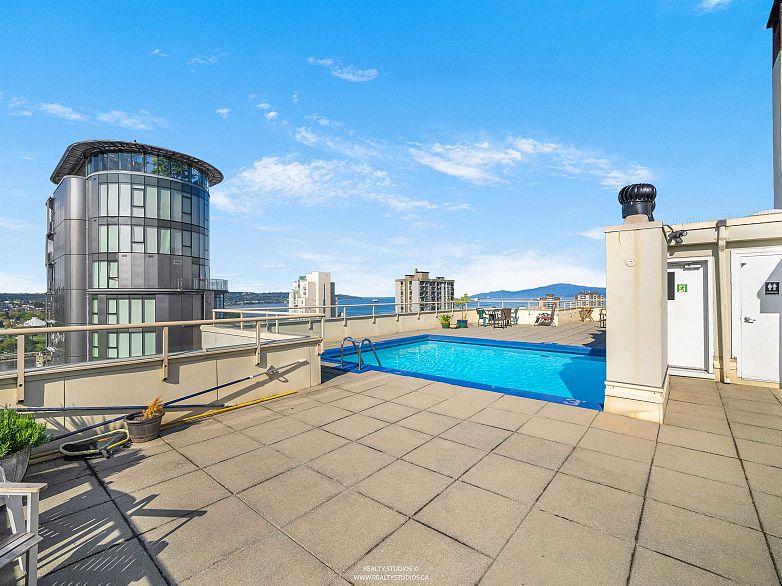 501 1250 Burnaby Street
