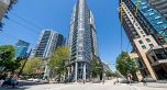 301 233 ROBSON STREET