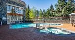 605/606 4090 WHISTLER WAY