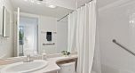 201 2668 ASH STREET, Vancouver BC V5Z 4K4