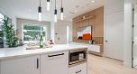 2833 Oliver Crescent