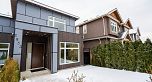 2833 Oliver Crescent