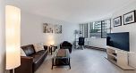 302 1270 ROBSON STREET, Vancouver BC V6E 3Z6