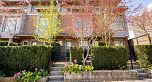 5518 Oak Street