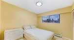 137 W Woodstock Avenue