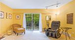 137 W Woodstock Avenue