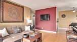402 1864 FRANCES STREET, Vancouver BC V5L 1Z2