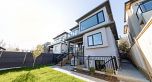 4039 W 11TH AVENUE, Vancouver BC V6R 2L6