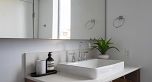 812 189 KEEFER STREET, Vancouver BC V6A 0C8