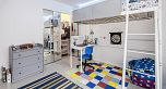 204 688 FAIRCHILD ROAD, Vancouver BC V5Z 4P7