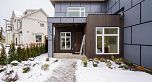 2835 Oliver Crescent