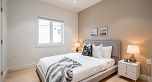 2835 Oliver Crescent