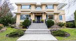 823 W 52nd Avenue