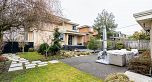 823 W 52nd Avenue