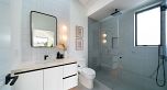 2 280 E 32 AVENUE, Vancouver BC V5V 2Y3