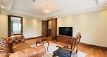 1527 Angus Drive