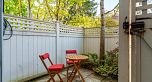211 3727 W 10TH AVENUE, Vancouver BC V6R 2G5