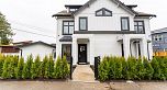 2 2837 Oliver Crescent